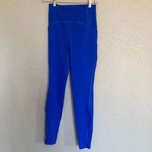 Royal blue Lululemon size 4 leggings with zipper